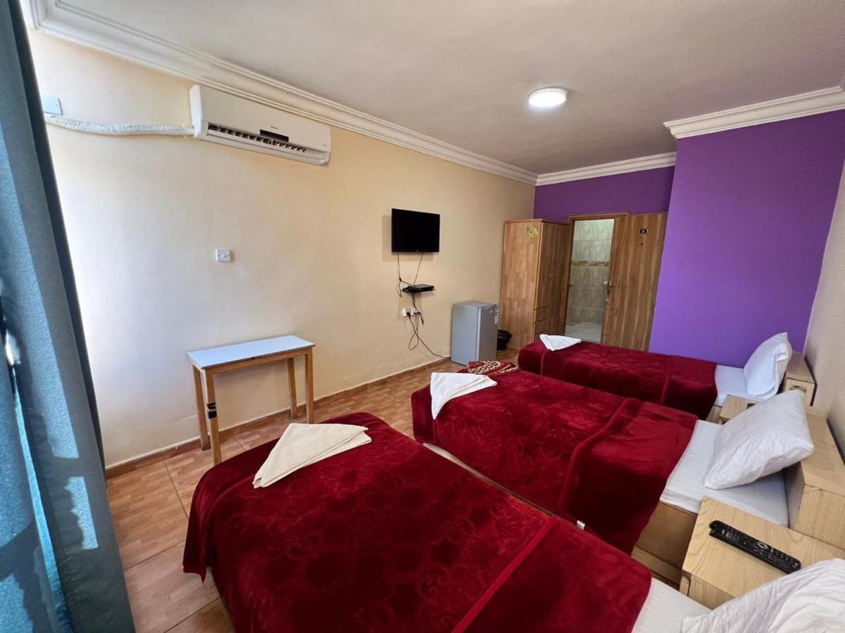 Dweik Hotel 1 Акаба Екстер'єр фото