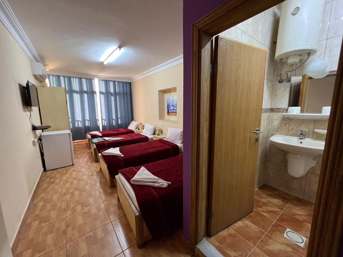 Dweik Hotel 1 Акаба Екстер'єр фото